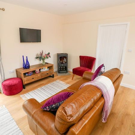 Ramsey Lodge Bier Wood Lodges Tenby Exterior photo